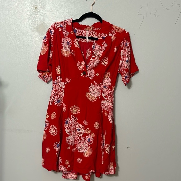 Free People Blue Hawaii Printed Floral Fit & Flare Red Button Collar Dress Small - Picture 4 of 8